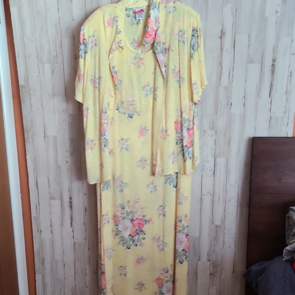 Floral Yellow Maxi Dress